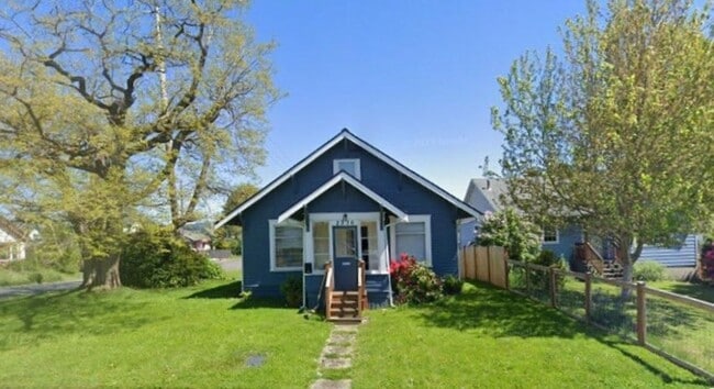 Building Photo - 5 Bedroom Home for Rent with Patio!