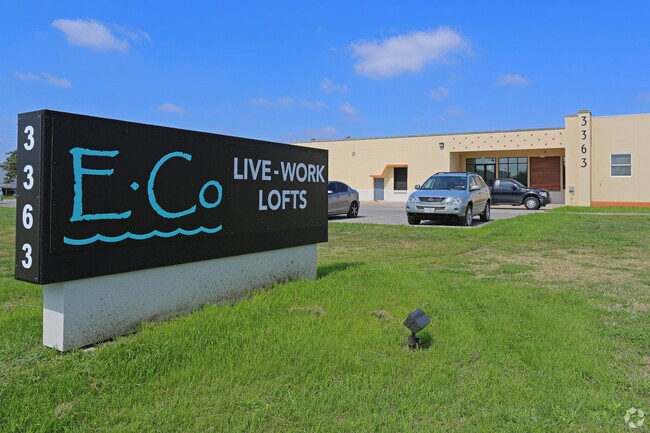 E-Co Front Lawn - East Commerce Live/Work Lofts