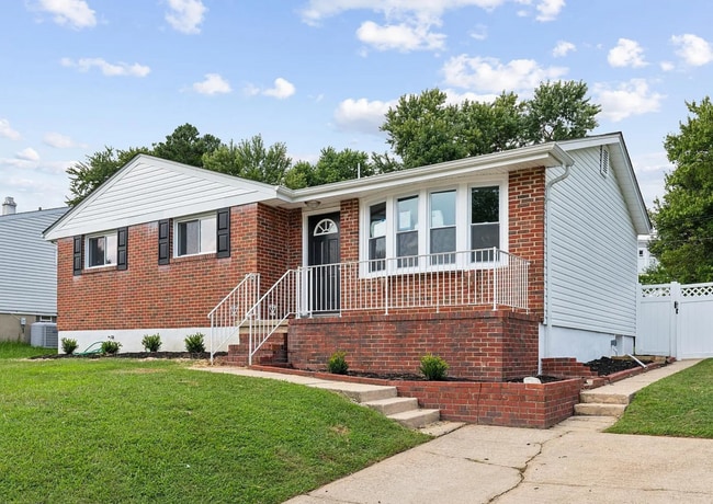 Photo - 5522 Lanham Way