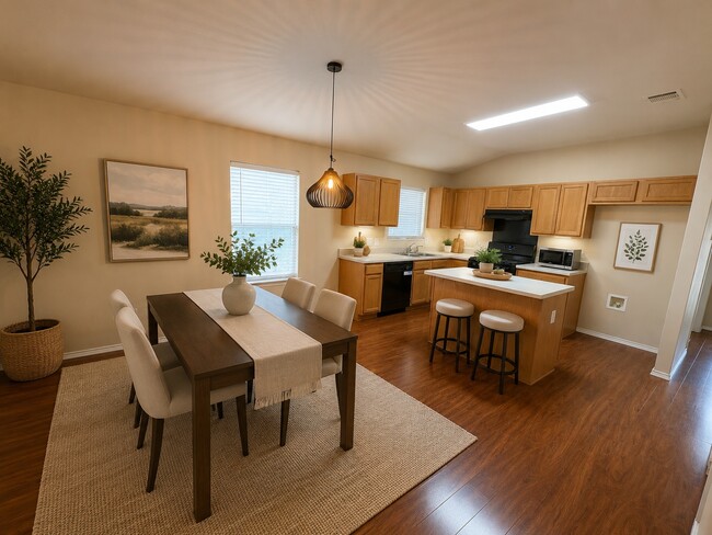 Photo - 387 Paddington Dr
