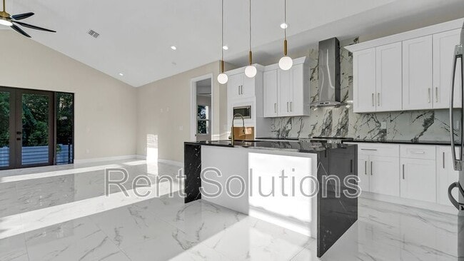 Photo - 2839 60th Ave N