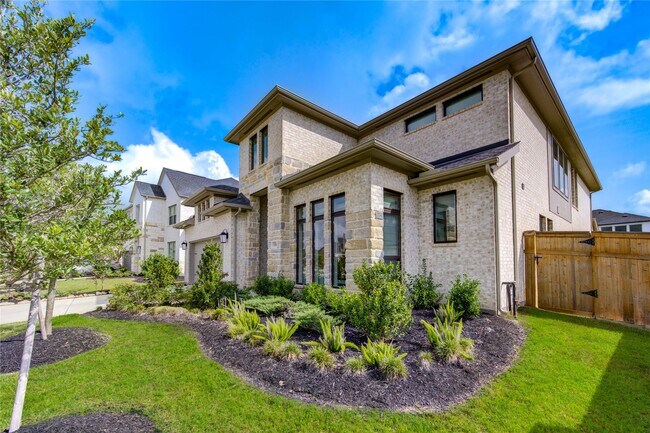 31506 Copper Oaks Ct