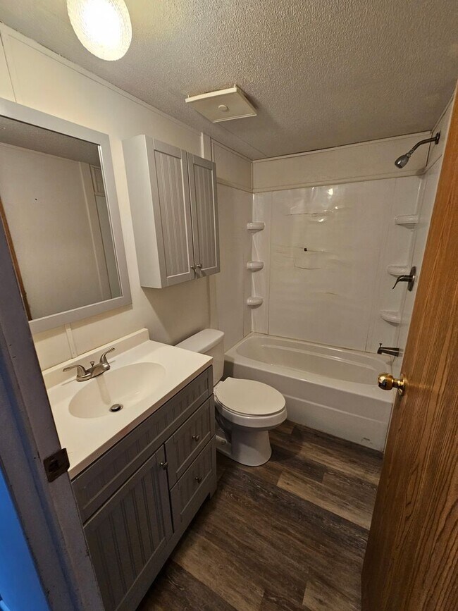 5022 Danford Dr Unit Trailer 1