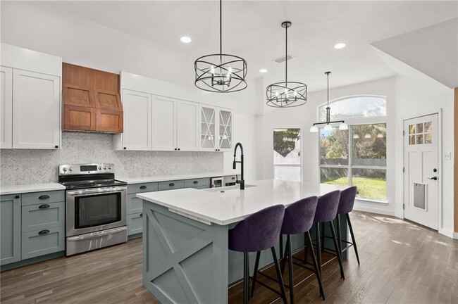 316 Poppy Cove