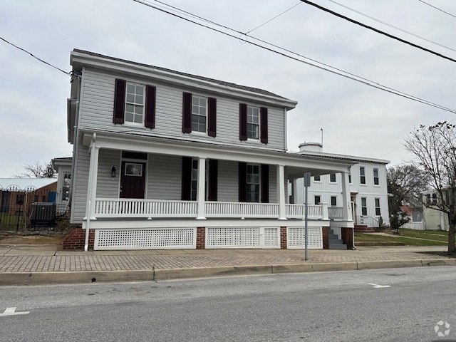 Building Photo - 160 W Main St Unit #1 Rental