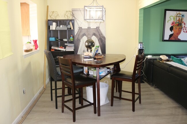 Dining room - 63 Riverchase Dr