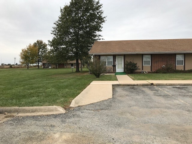 Photo - Virginia Manor Apartments Of Holden
