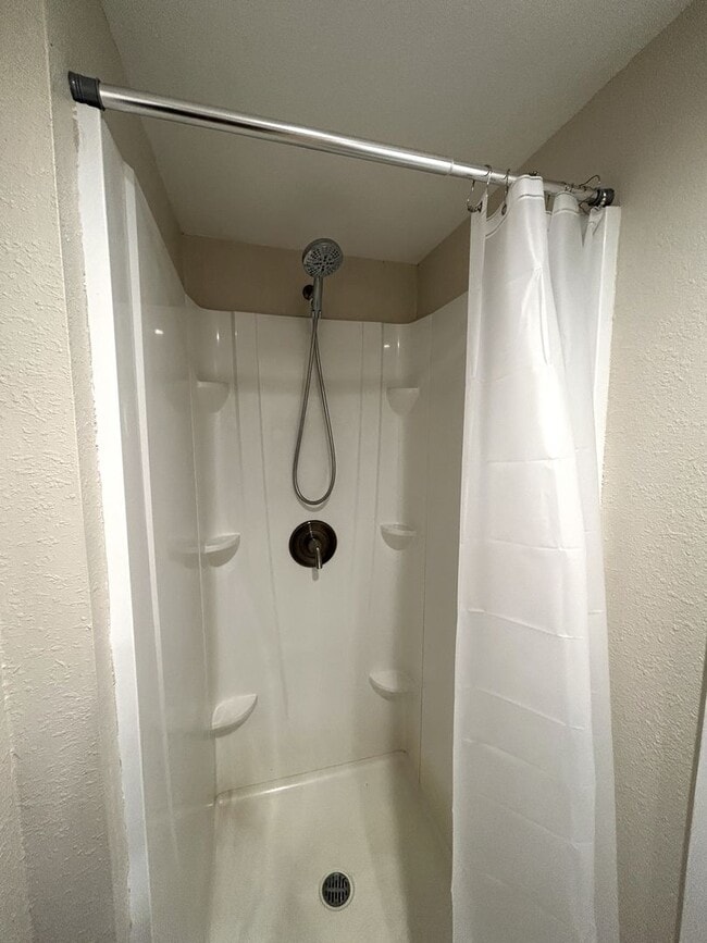 Photo - N San Pedro Unit 3C