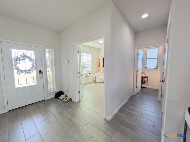 Photo - 3216 Morlanga St Casa