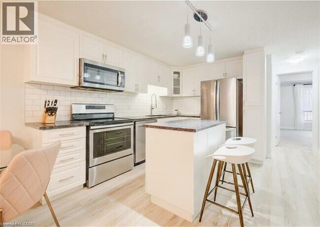 Photo - 1989 Ottawa Street S Unit 27A