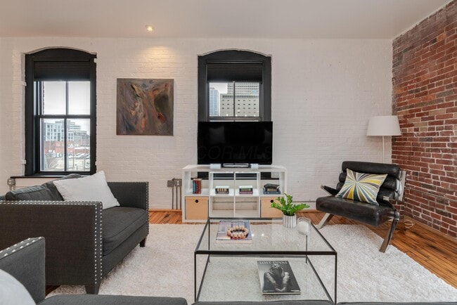 Photo - 225 N 4th St Unit # 303