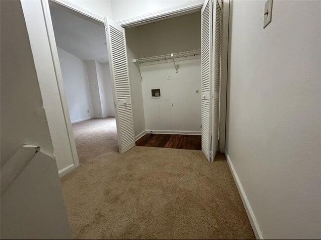 Photo - 1680 Winchester Way SE