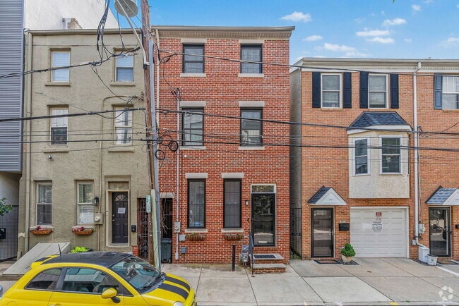 Building Photo - 813 N Lawrence St Rental