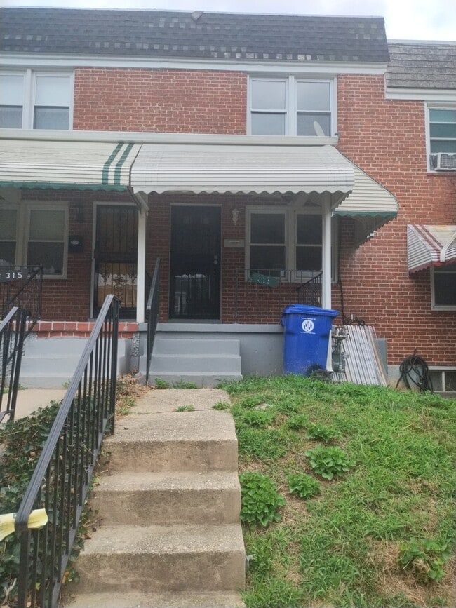 Building Photo - 313 Denison St Rental
