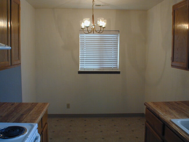 4037 Garden Ct Unit 4041