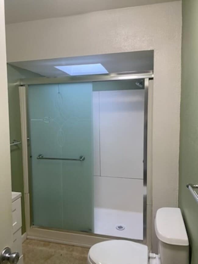 Photo - 352 Stoddard Way