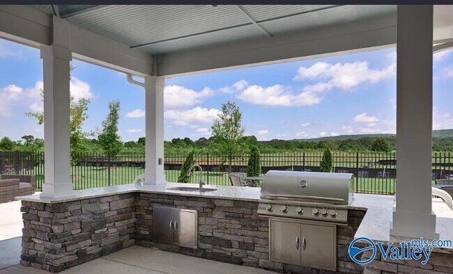 Photo - 336 Jackson Pt Cir