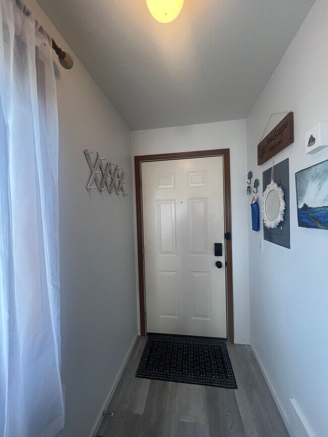 Photo - 2Bd 2Ba Waterfront Mariners Cove Condo in ...