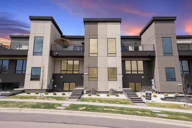 Photo - 2805 S Terry Ave Townhome