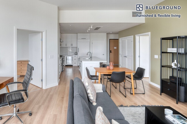 Photo - 630 Boren Ave N Unit FL13-ID554