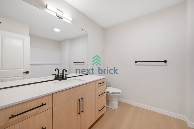 Photo - Spacious 3-Bedroom Townhouse Retreat with 3 Full Baths in Bothell - 1,551 Sq. Ft. of Modern Comfort!