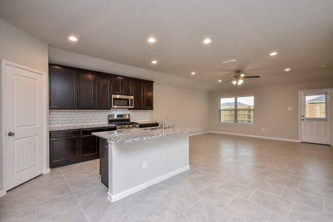 Photo - 1427 Central Heights Dr