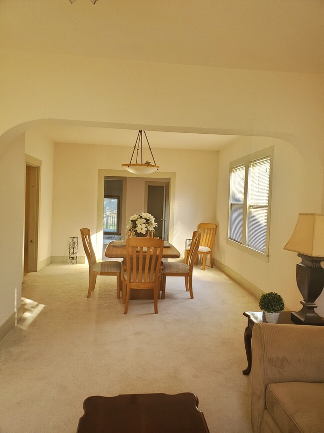 Formal Dining Area - 924 Martin Luther King Jr Way