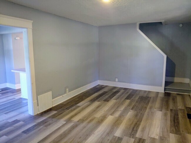 Photo - Three-bedroom one bathroom home for rent