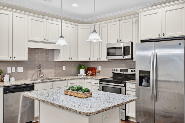 Photo - 4416 Nicolas Pl