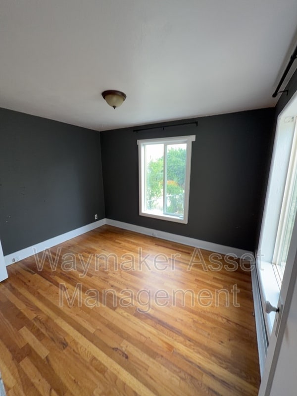 Photo - 1230 N Chestnut St