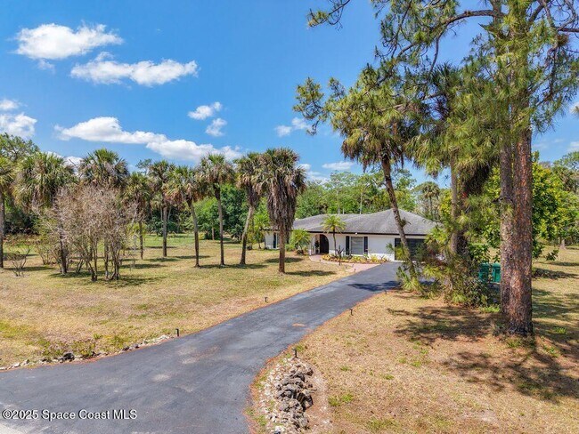 Photo - 525 15th St SW