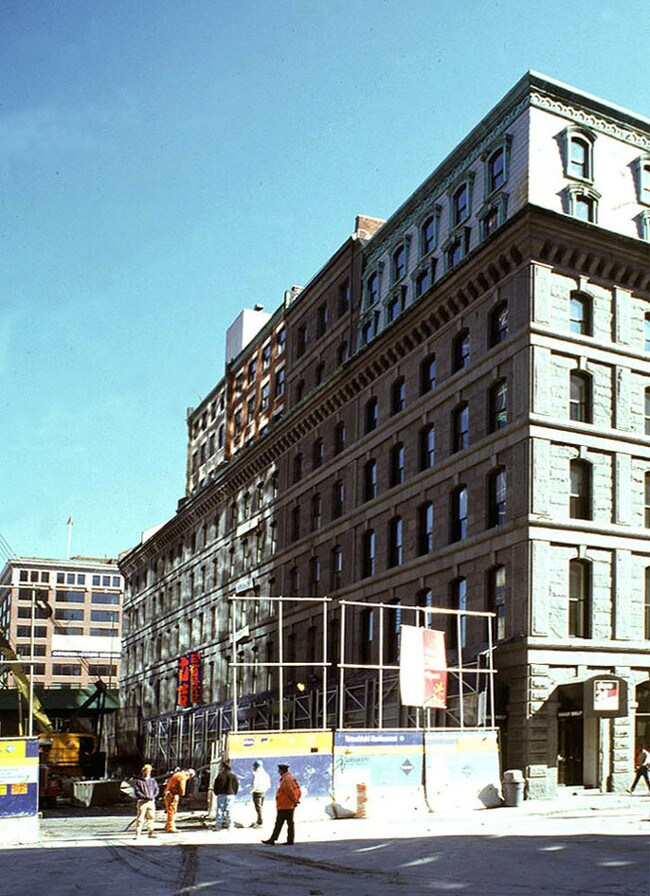 Fotografía del edificio - Greenway Place