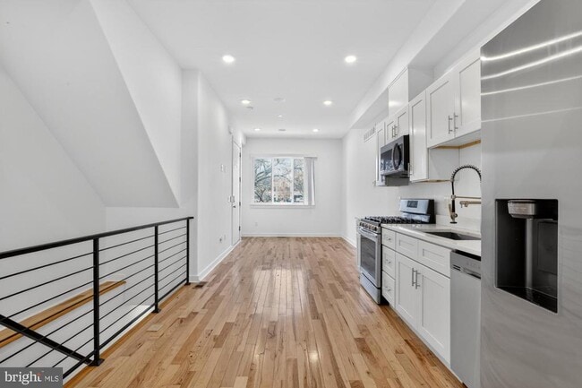 Photo - 1445 S 32nd St Unidad 1