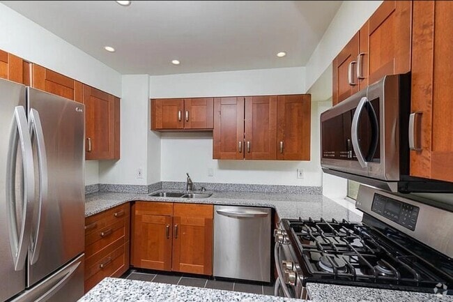 Building Photo - 2479 Peachtree Rd NE Unit 1117 Rental