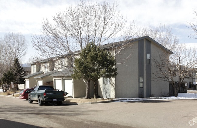 Templeton Ridge - Templeton Ridge Apartments