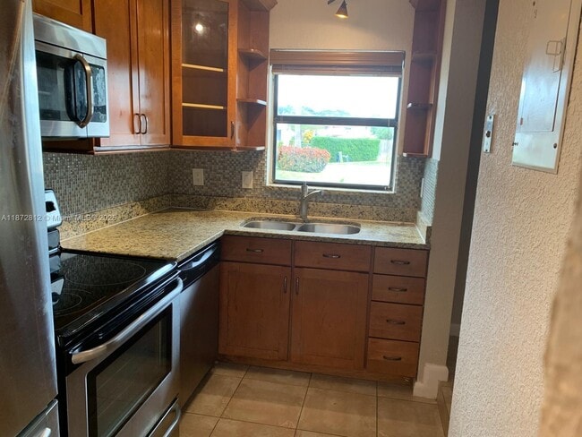 Photo - 4123 NE 21st Terrace
