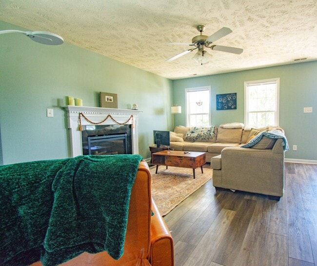 Photo - Coming Soon! 3 Bedroom 2.5 Bathroom with Large Fence Yard