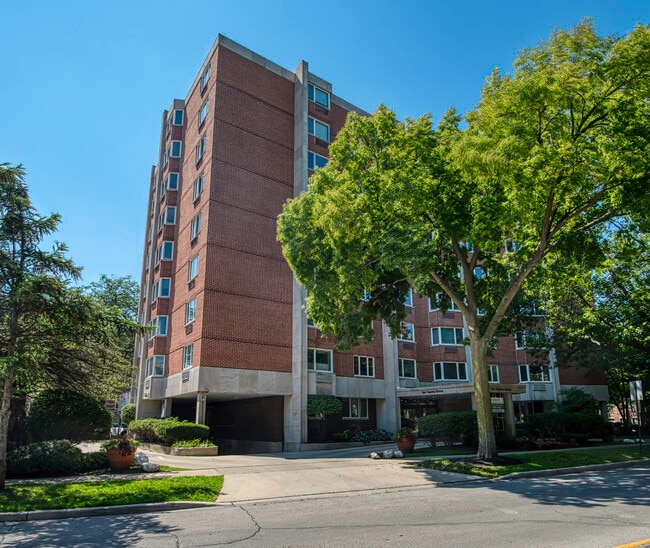 Building Photo - 1020 Grove St Unit 301