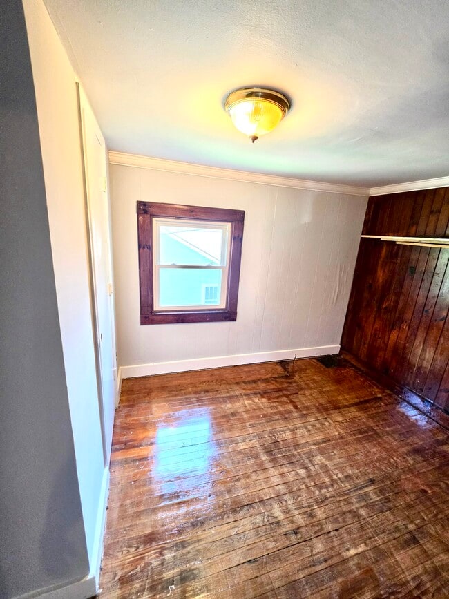 Photo - 101 East St