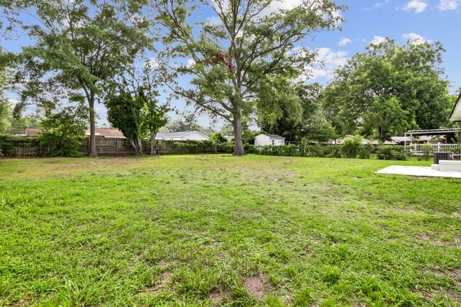 105 Sumpter Dr