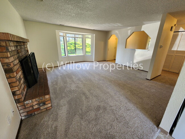 Photo - Spacious Two Bedroom Duplex