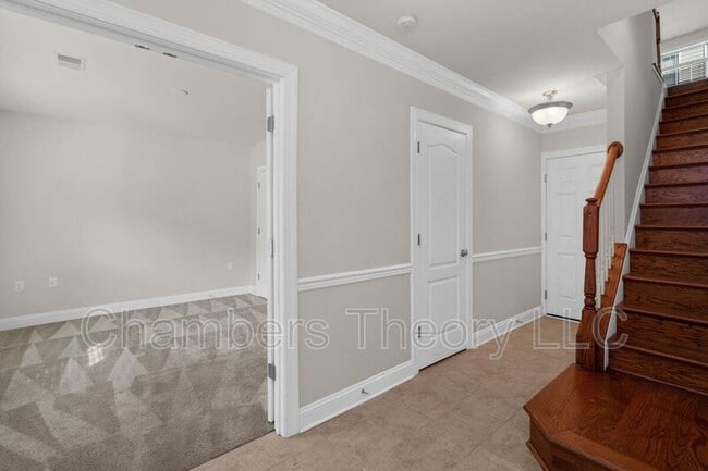 Photo - 415 N Upton Ct