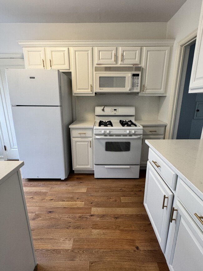 Photo - 4017 DuPont Ave S Unit Lower