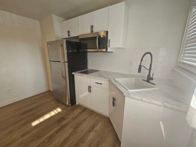 Photo - 19 Wellington St Unité D