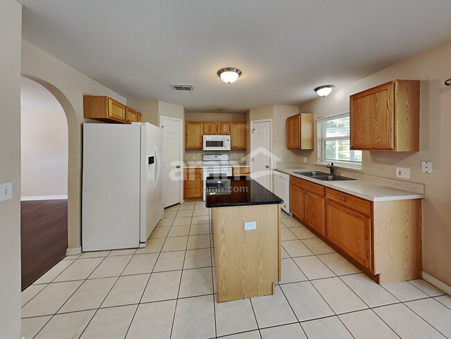 Photo - 10114 Maronda Dr