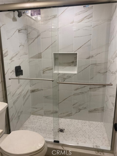 Photo - 653 W 24th St