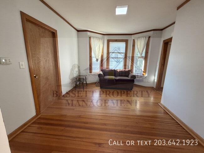 Photo - 538 2nd Ave