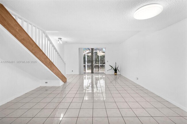 Photo - 800 Sorrento Dr