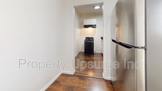 Photo - 2717 Twin View Blvd