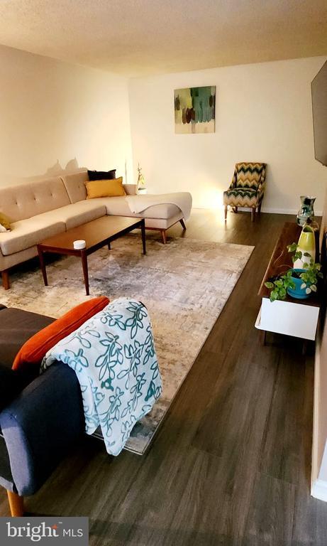Photo - 2300 Pimmit Dr Unidad 413